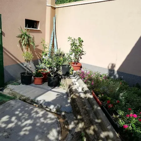 Апартаменты Apartment Dugi Rat *