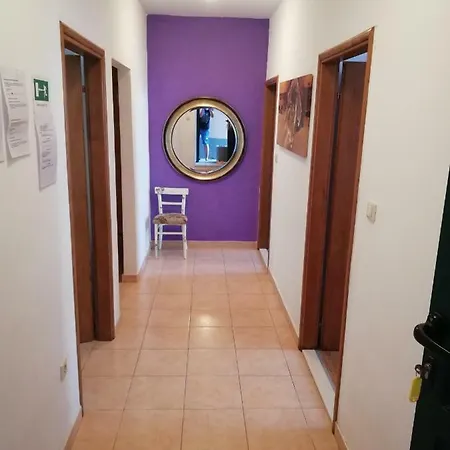 Apartment Dugi Rat * Дуги-Рат